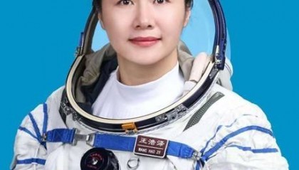王浩泽：“拼命三娘”，不让须眉 “学霸” 九○后女航天员不是“书呆子”