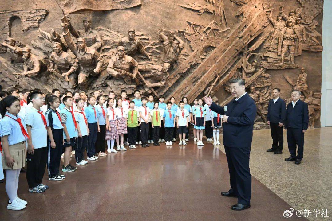 习近平：做一个堂堂正正、光荣自豪的中国人
