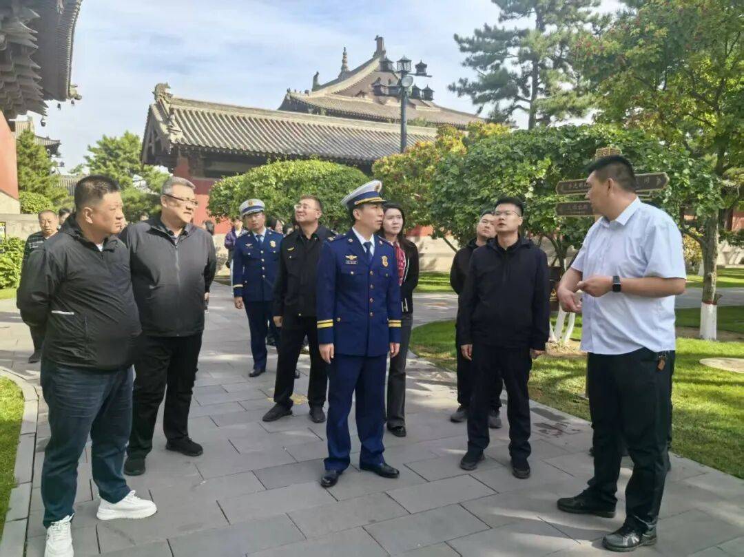 国庆假期 步履不停|消防力量深入景区古建、酒店民宿、加油站等场所全面筑牢安全防线