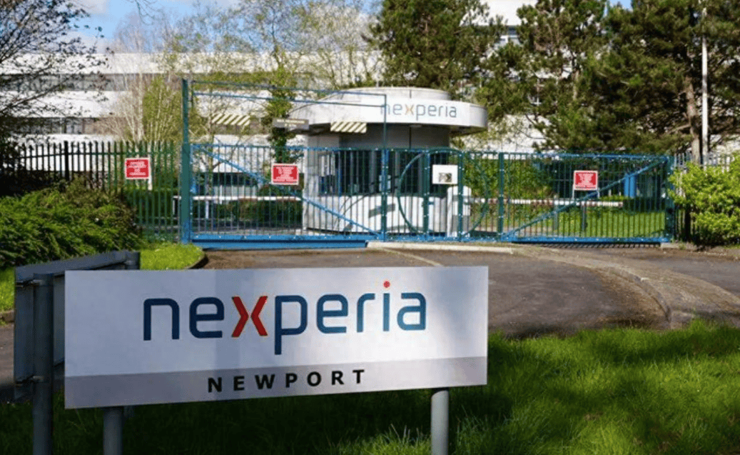 荷兰明抢中企资产？外交部反复强调一句话，两个警告荷兰不可不听