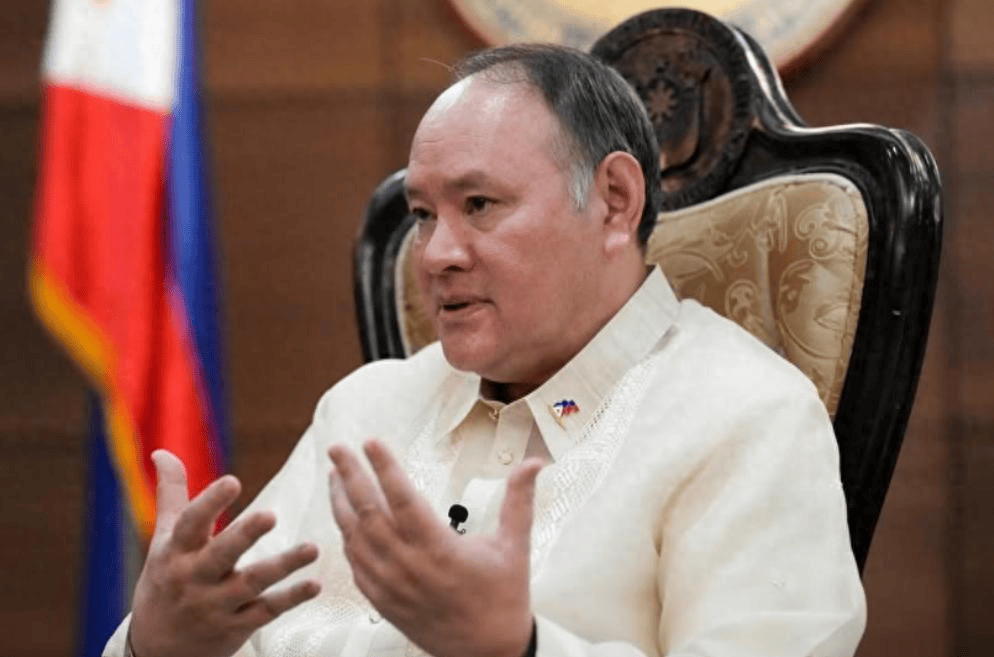 菲律宾防长：趁大国分心，中国就会占便宜！24小时内中方巡航南海